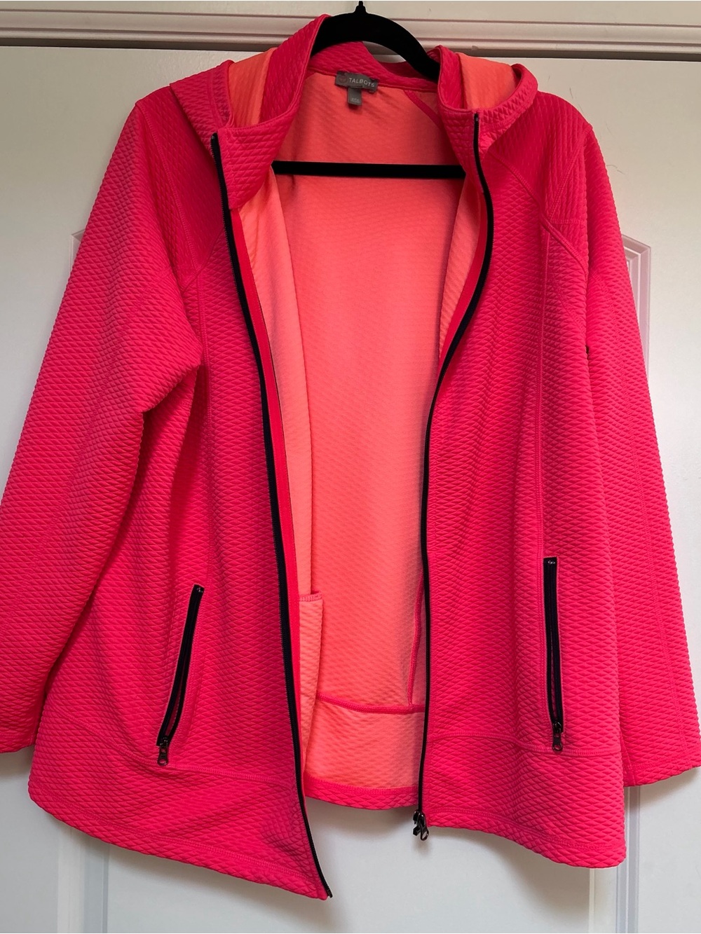 T By Talbots Women’s Hoodie Jacket Sz 2XP Zip Front Pockets Casual Vibrant Color